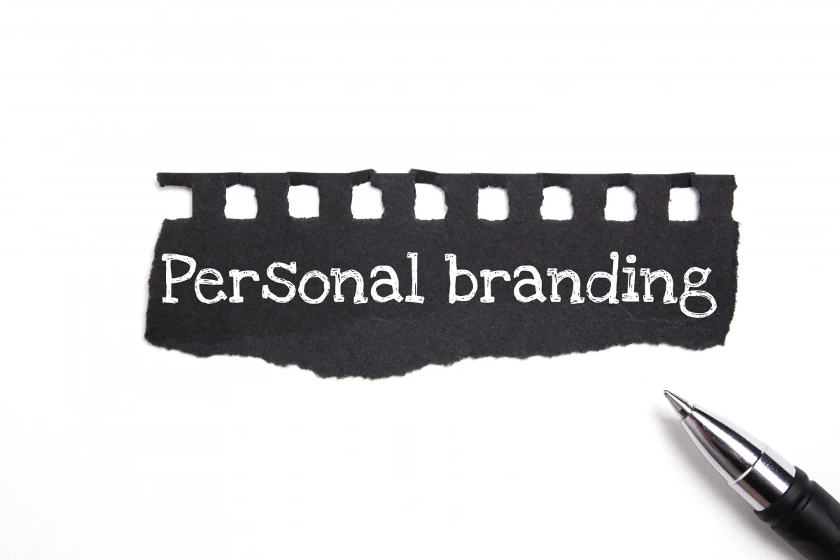 Branding personnel : les clés pour renforcer sa crédibilité professionnelle